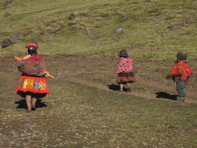 Tour Lares + Camino Inca corto a Machu Picchu – 4 días